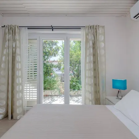Apartment Oasis - Zf Hvar