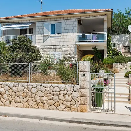 Oasis - Zf Hvar Hvar Town