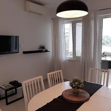 Apartment Oasis - Zf Hvar *